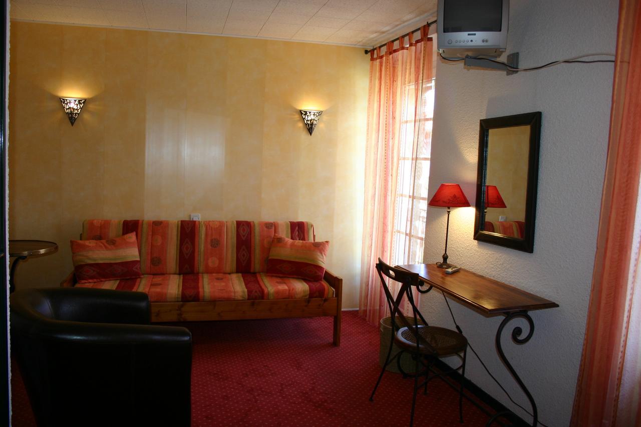 Le Ponant Otel Pradelles Dış mekan fotoğraf